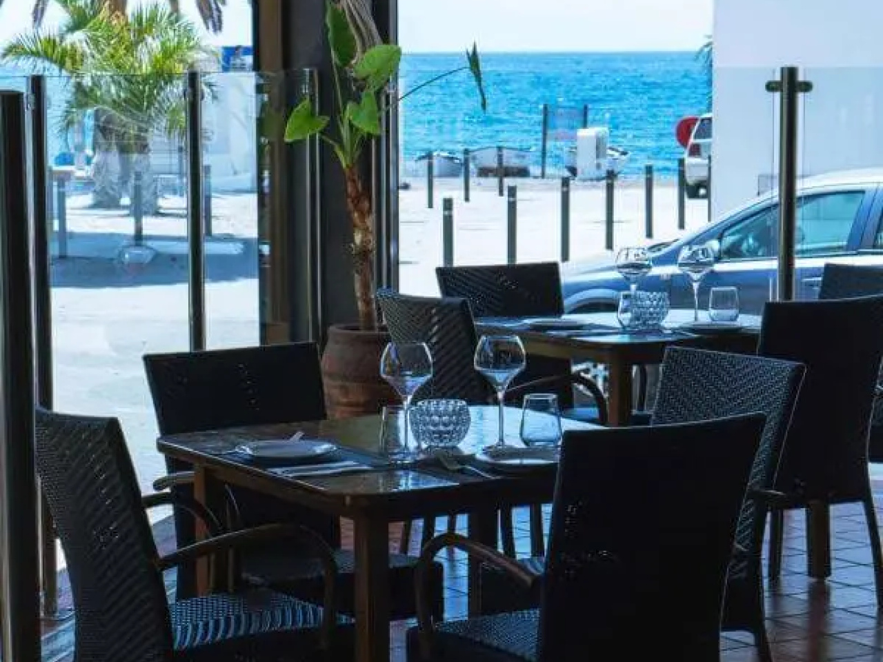 Terraza-de-La-Falua-e1736427345802.jpg