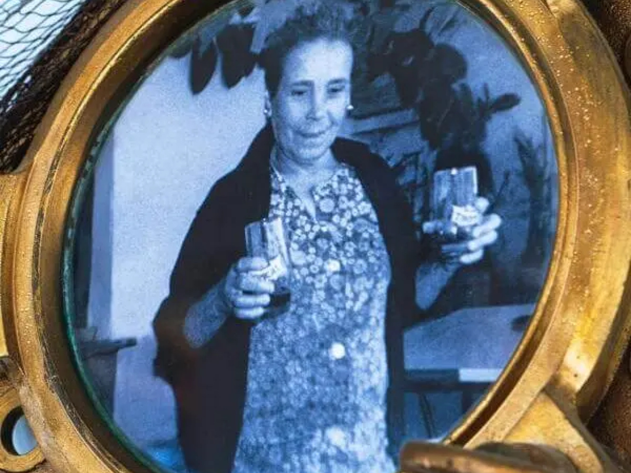 Cuadro-de-una-senora-en-La-Frasquita-e1736499388598.jpg