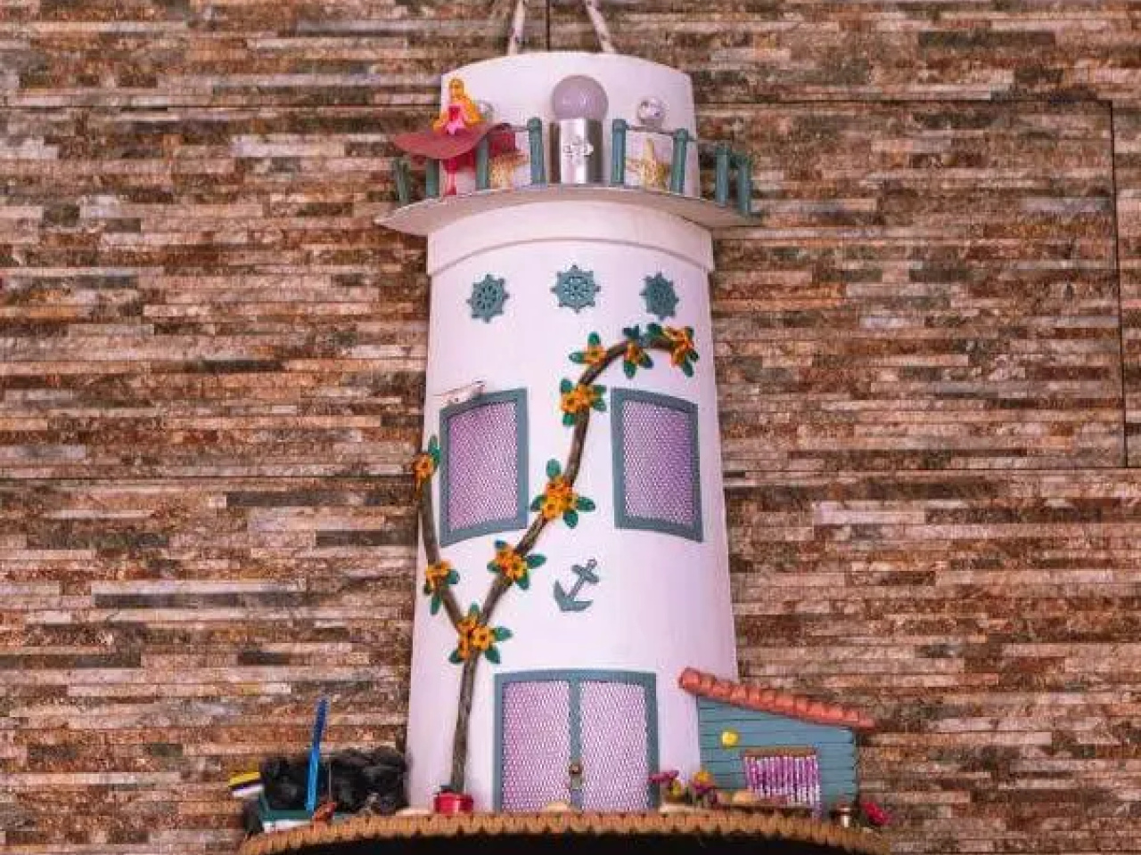 Figura-de-La-Puntilla-Casa-Menso-e1736429869824.jpg